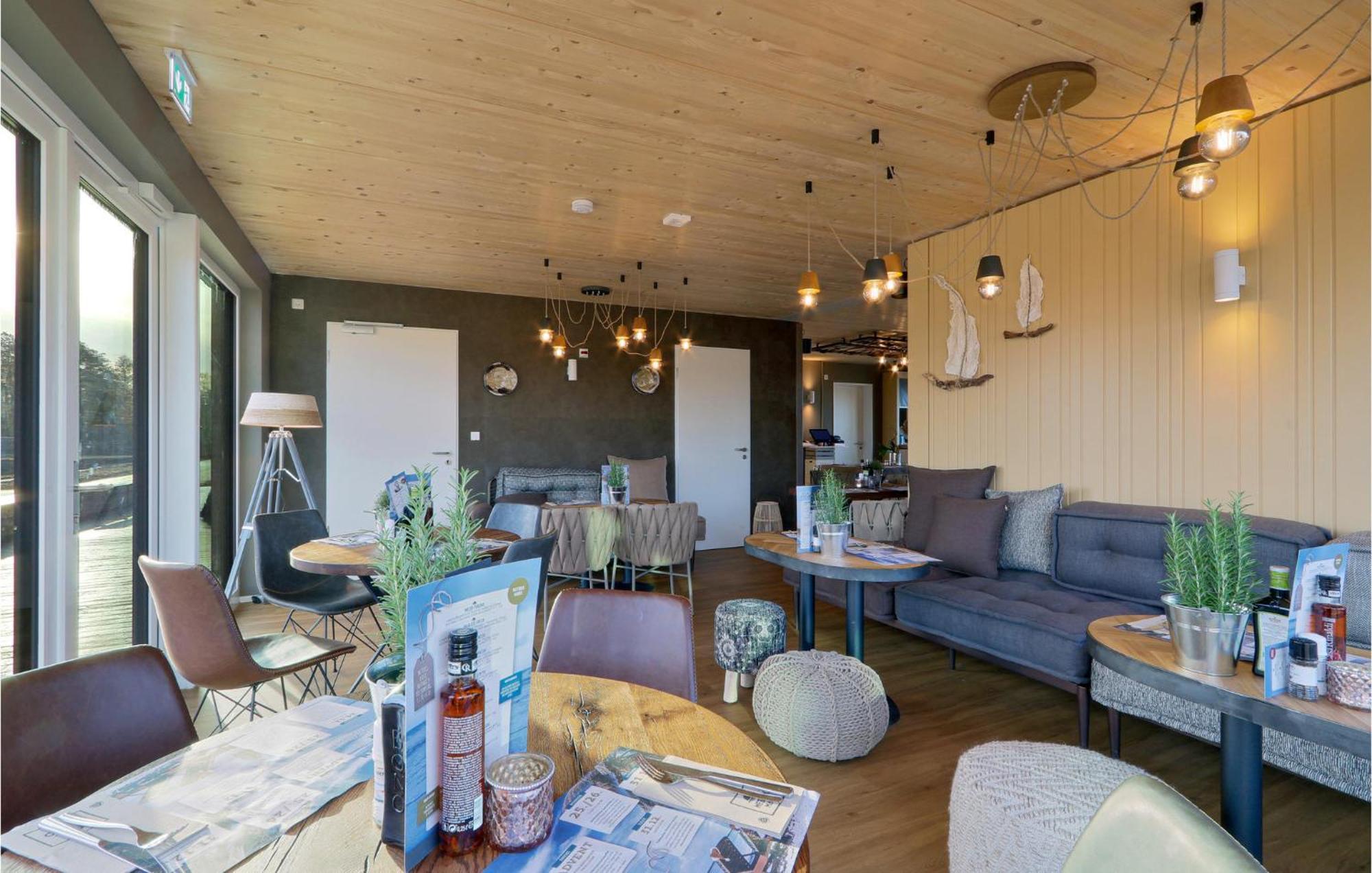 Cozy Home In Lembruch-Duemmer See With Sauna Ngoại thất bức ảnh