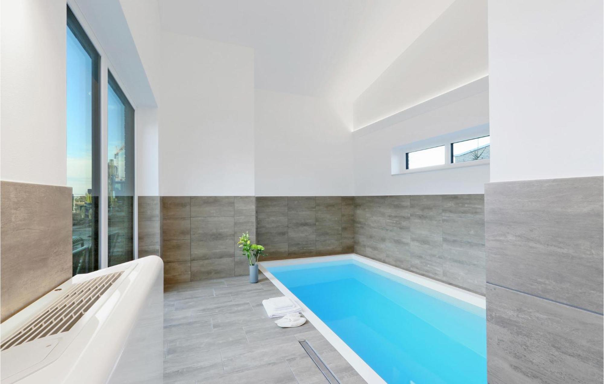 Cozy Home In Lembruch-Duemmer See With Sauna Ngoại thất bức ảnh